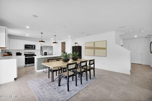 7106 SANDPERCH Street, Jacksonville, FL 32244