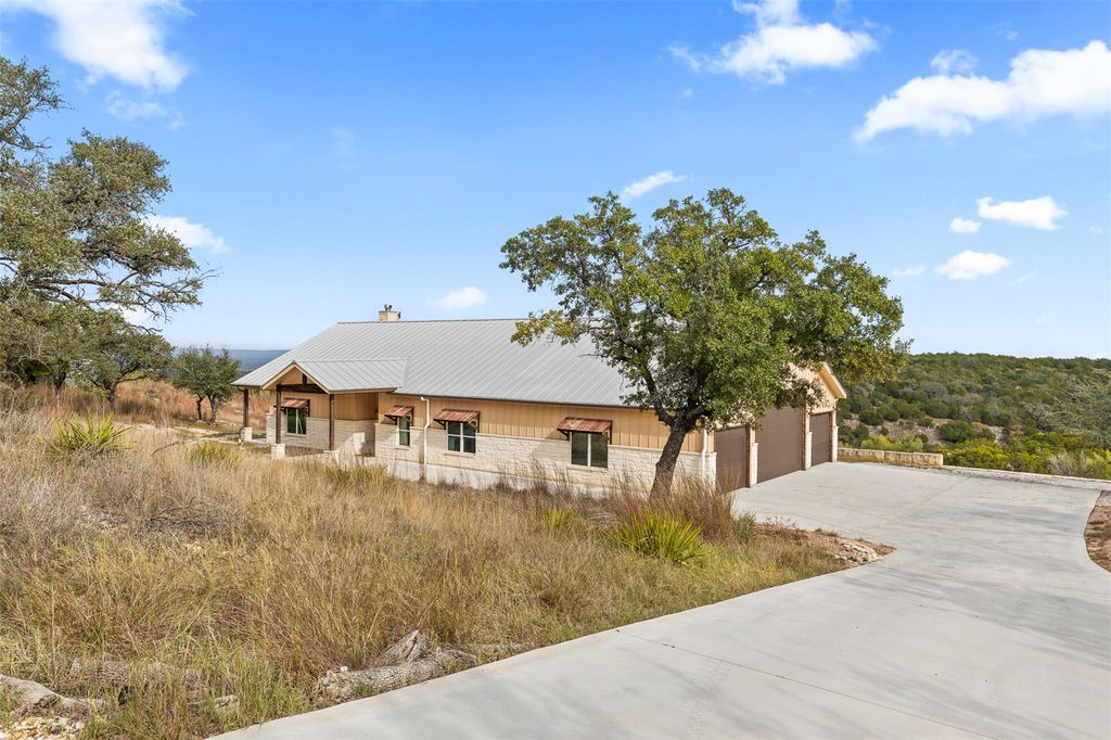 427 S Cedar Mountain DR, Marble Falls, TX 78654