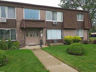 30241 Utica Rd Road 107, Roseville, MI 48066