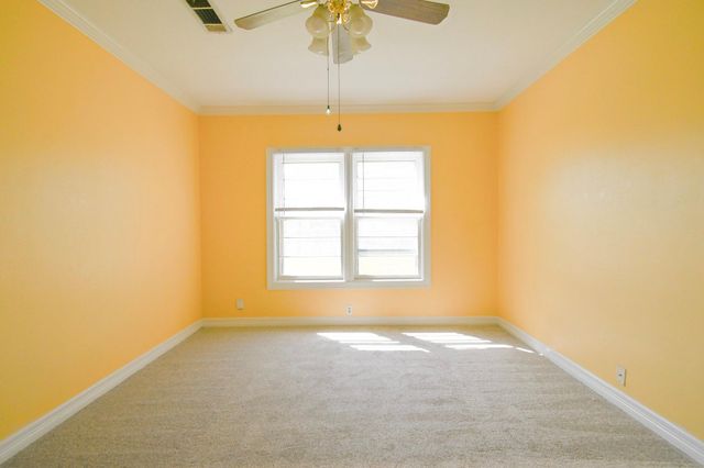 2801 Avenue I, Bay City, TX 77414