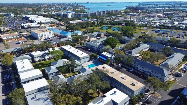 6930A PLACE DE LA PAIX 2B, South Pasadena, FL 33707