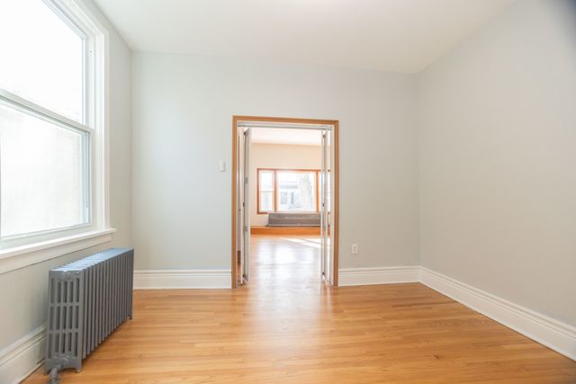 1330 W Norwood Street 2, Chicago, IL 60660