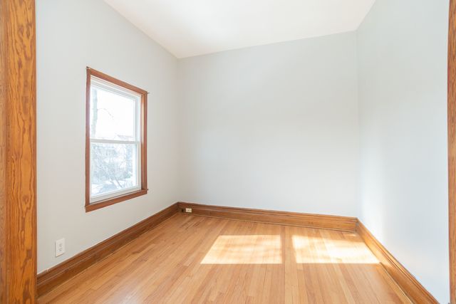 1330 W Norwood Street 2, Chicago, IL 60660