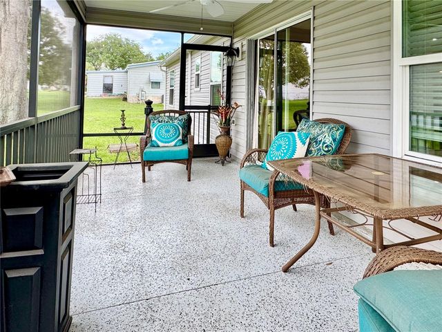 810 ROSEAPPLE AVENUE, Lady Lake, FL 32159