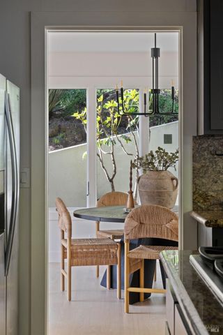 21 Hillside Ave, Kentfield, CA 94904