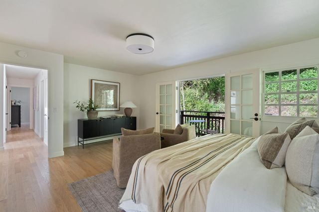21 Hillside Ave, Kentfield, CA 94904