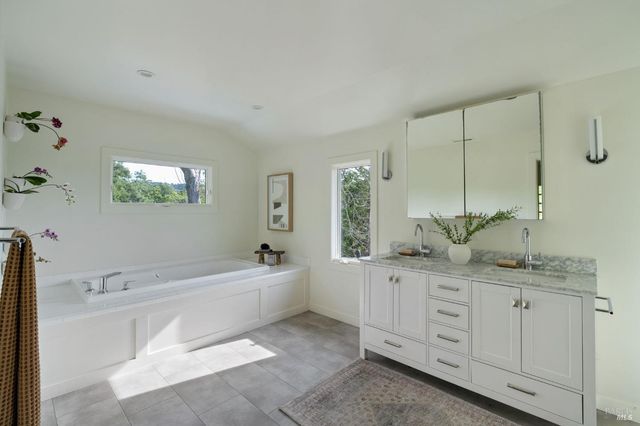 21 Hillside Ave, Kentfield, CA 94904