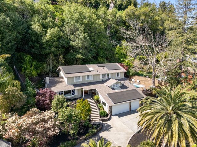 21 Hillside Ave, Kentfield, CA 94904