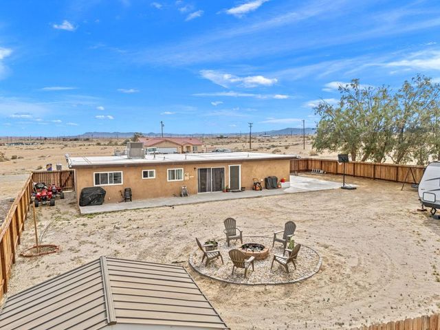 1050 San Diego Avenue, Thermal, CA 92274