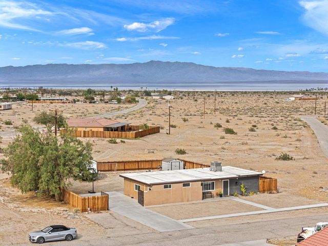 1050 San Diego Avenue, Thermal, CA 92274