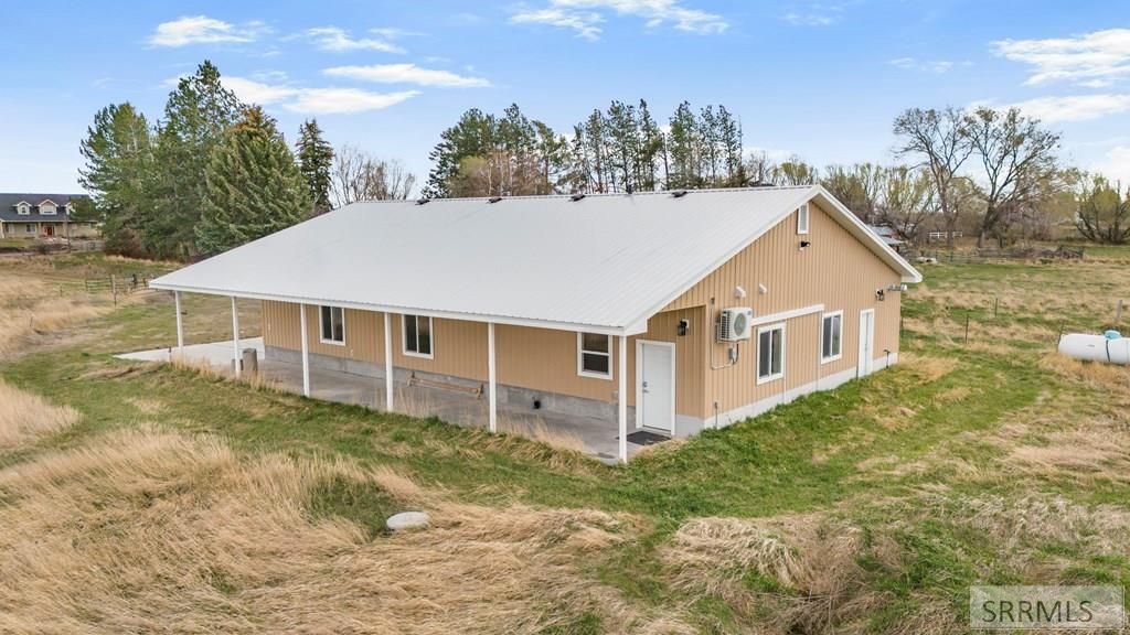 Image 10 of property listing at 645 S 5500 W, Rexburg, ID 83440