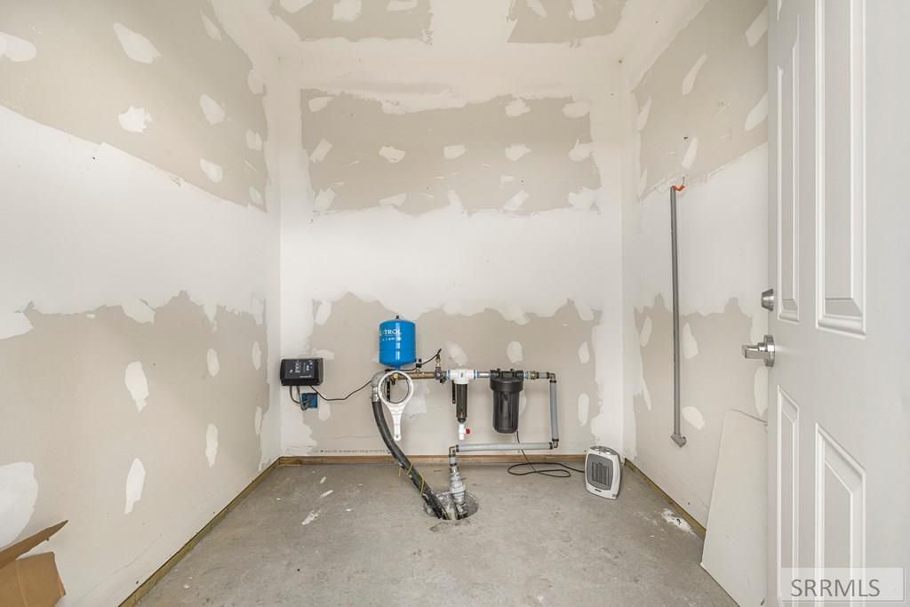 Image 27 of property listing at 645 S 5500 W, Rexburg, ID 83440