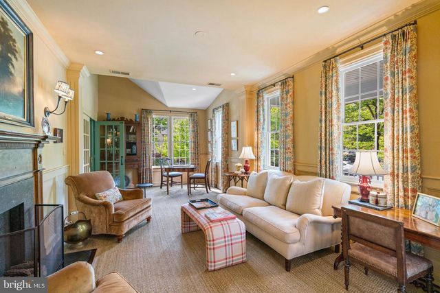 3916 BLACKTHORN ST, Chevy Chase, MD 20815