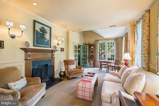 3916 BLACKTHORN ST, Chevy Chase, MD 20815