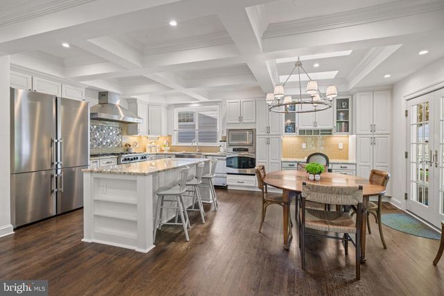 3916 BLACKTHORN ST, Chevy Chase, MD 20815