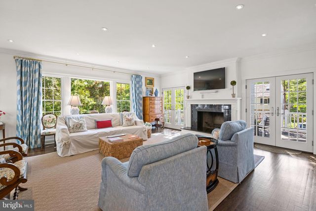 3916 BLACKTHORN ST, Chevy Chase, MD 20815