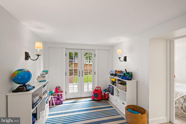 3916 BLACKTHORN ST, Chevy Chase, MD 20815