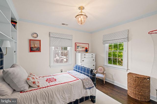 3916 BLACKTHORN ST, Chevy Chase, MD 20815