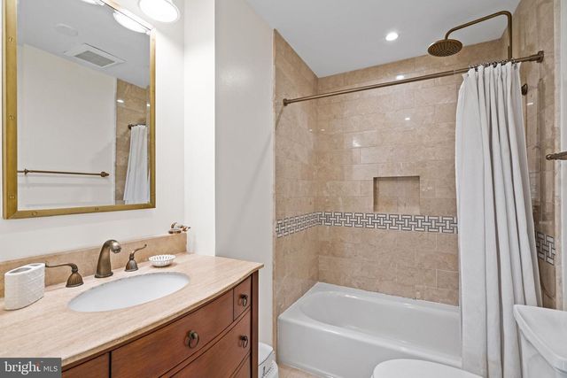 3916 BLACKTHORN ST, Chevy Chase, MD 20815