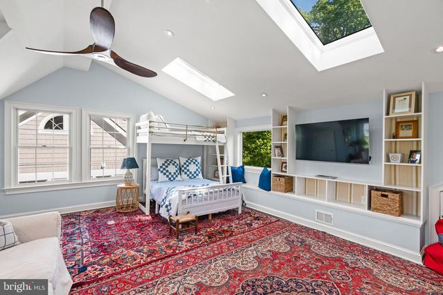 3916 BLACKTHORN ST, Chevy Chase, MD 20815