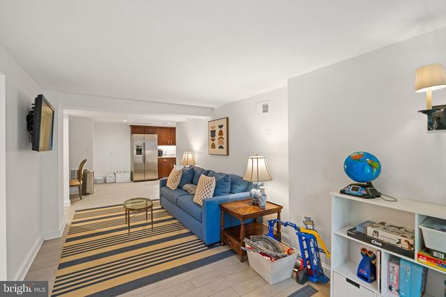 3916 BLACKTHORN ST, Chevy Chase, MD 20815