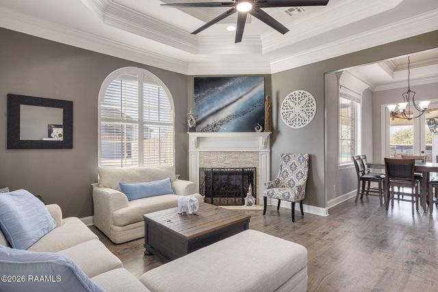 101 Cane Creek Drive, Broussard, LA 70518