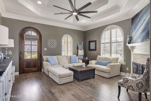 101 Cane Creek Drive, Broussard, LA 70518