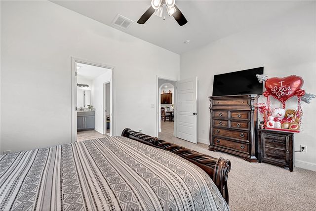 412 NW 62nd Avenue, Bentonville, AR 72713