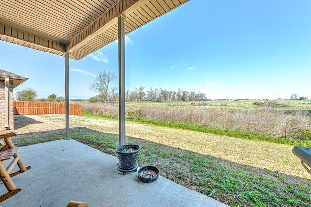 412 NW 62nd Avenue, Bentonville, AR 72713