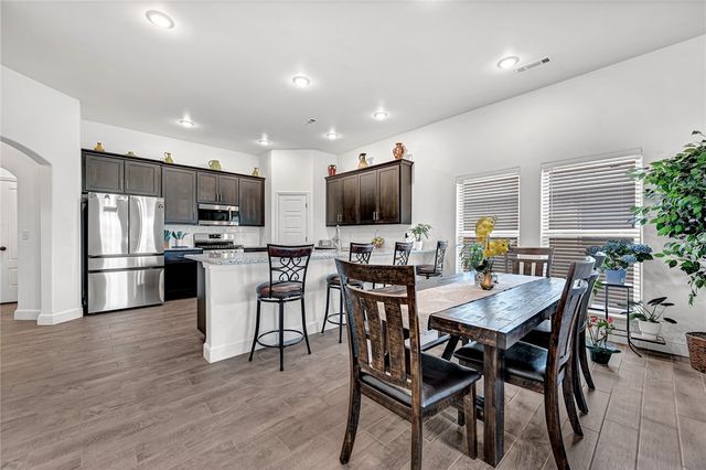 412 NW 62nd Avenue, Bentonville, AR 72713