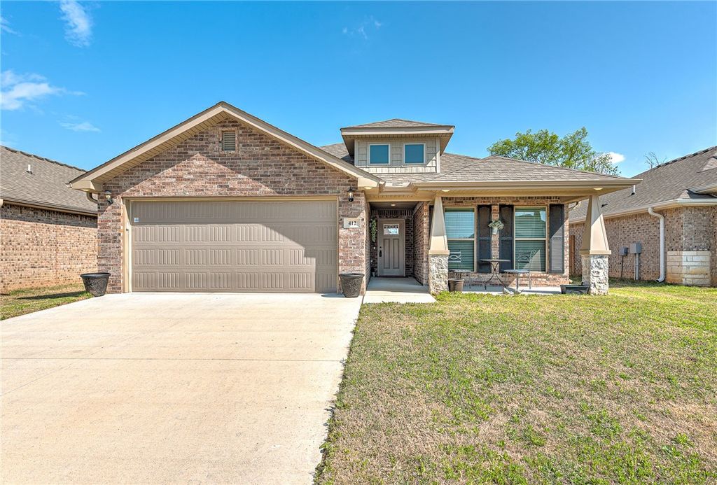 412 NW 62nd Avenue, Bentonville, AR 72713