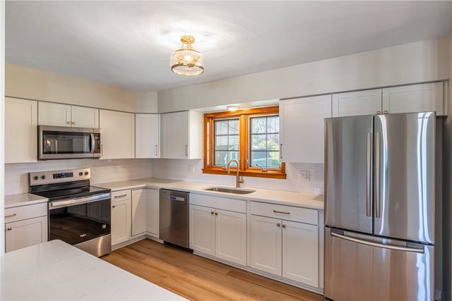 804 Lovetta Drive, Kettering, OH 45429