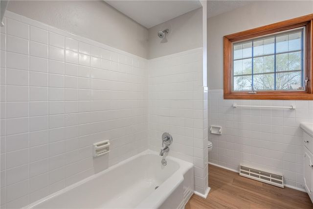 804 Lovetta Drive, Kettering, OH 45429