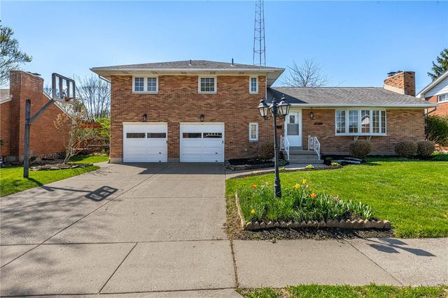 804 Lovetta Drive, Kettering, OH 45429