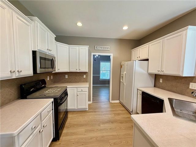 206 Pine Trail, Dallas, GA 30157