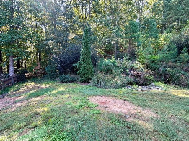 206 Pine Trail, Dallas, GA 30157