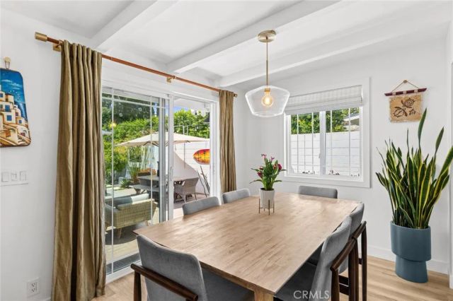 299 Mesa Drive, Costa Mesa, CA 92627