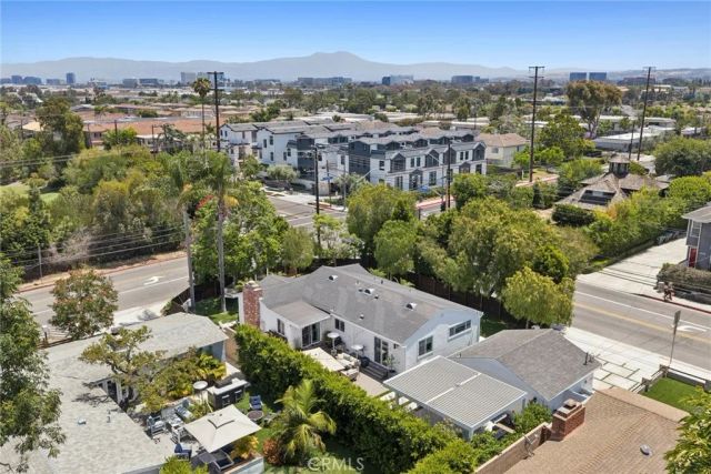 299 Mesa Drive, Costa Mesa, CA 92627