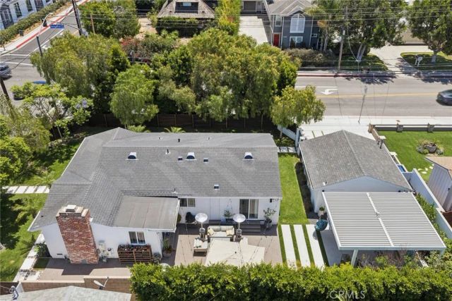299 Mesa Drive, Costa Mesa, CA 92627