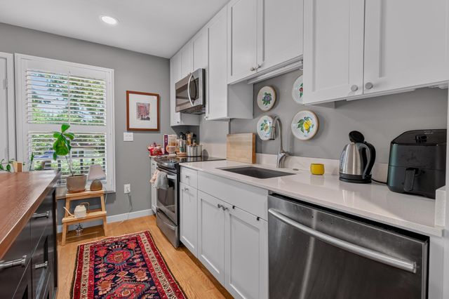 4214 Sinclair Ave, Austin, TX 78756