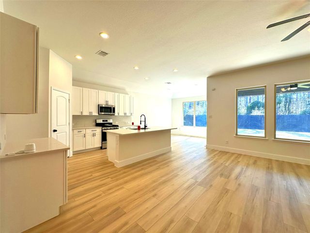 14380 Zion Gate Crossing, Conroe, TX 77384