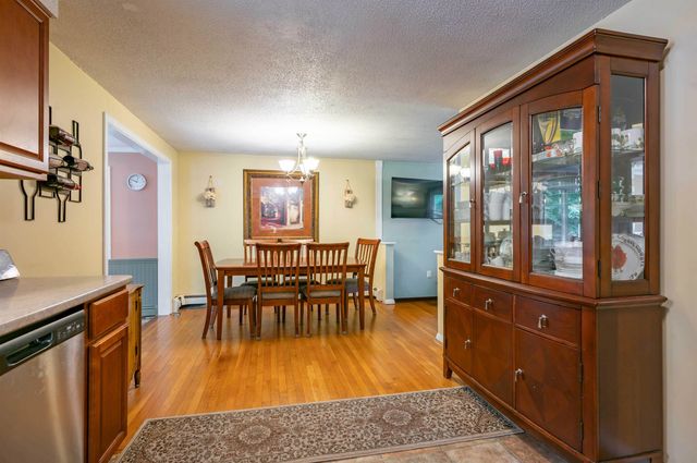 72 Hovey Road, Londonderry, NH 03053