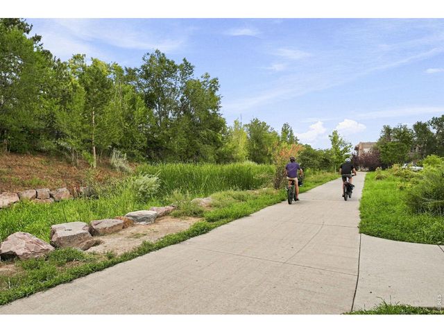 2707 Valmont Rd 311D, Boulder, CO 80304