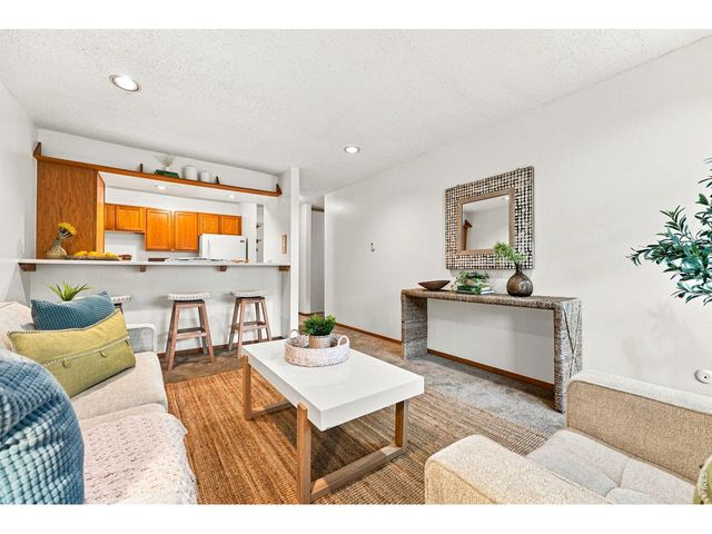 2707 Valmont Rd 311D, Boulder, CO 80304