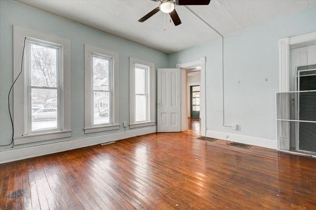 1440 21st Street, Des Moines, IA 50311