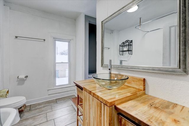 1440 21st Street, Des Moines, IA 50311