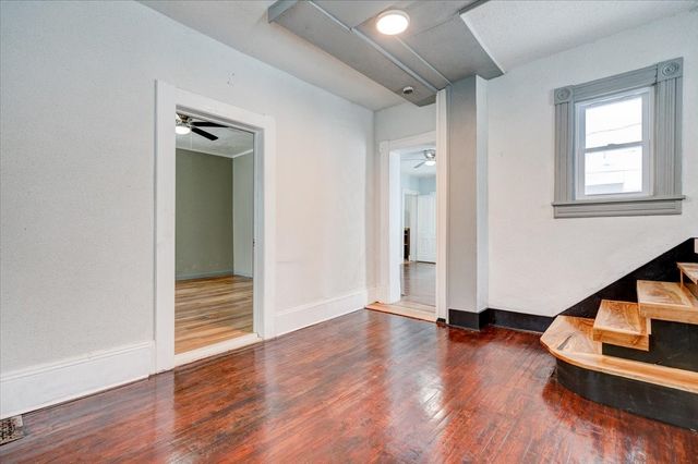 1440 21st Street, Des Moines, IA 50311