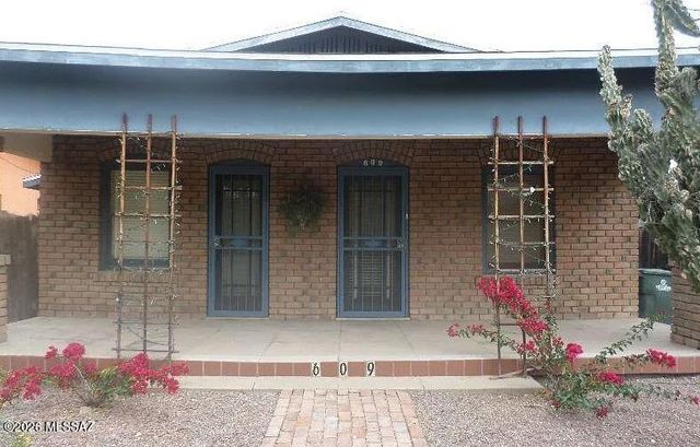 609 E Mabel Street, Tucson, AZ 85705