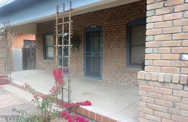 609 E Mabel Street, Tucson, AZ 85705