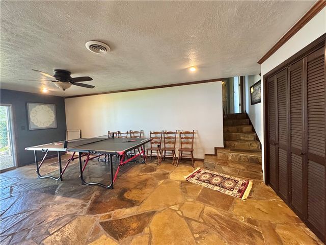 214 N Shore Drive, Russellville, AR 72802